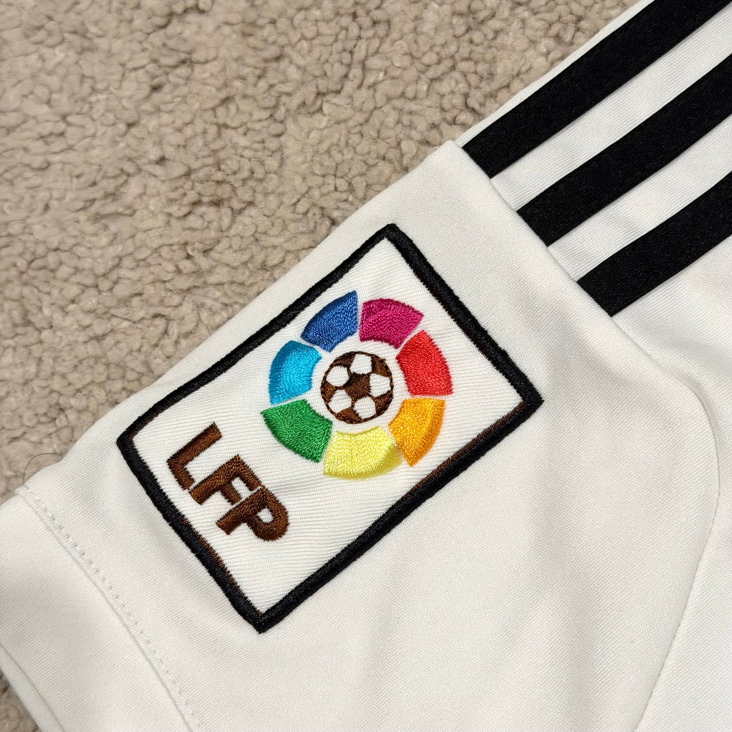 Real Madrid 2014/15 home x James Rodriguez #10 (M)