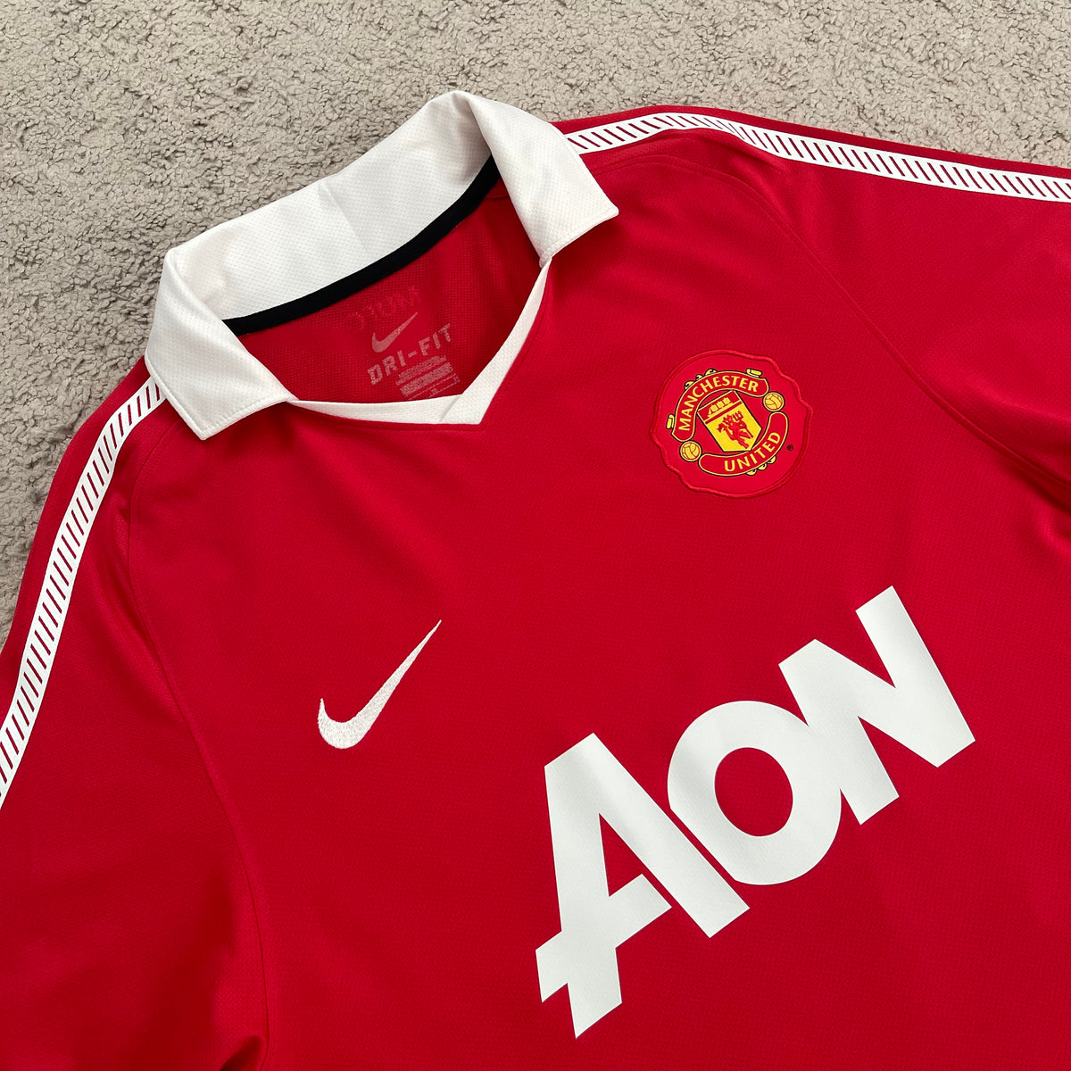 Manchester United 2010/11 home x Chicharito Hernandez #14 (M)