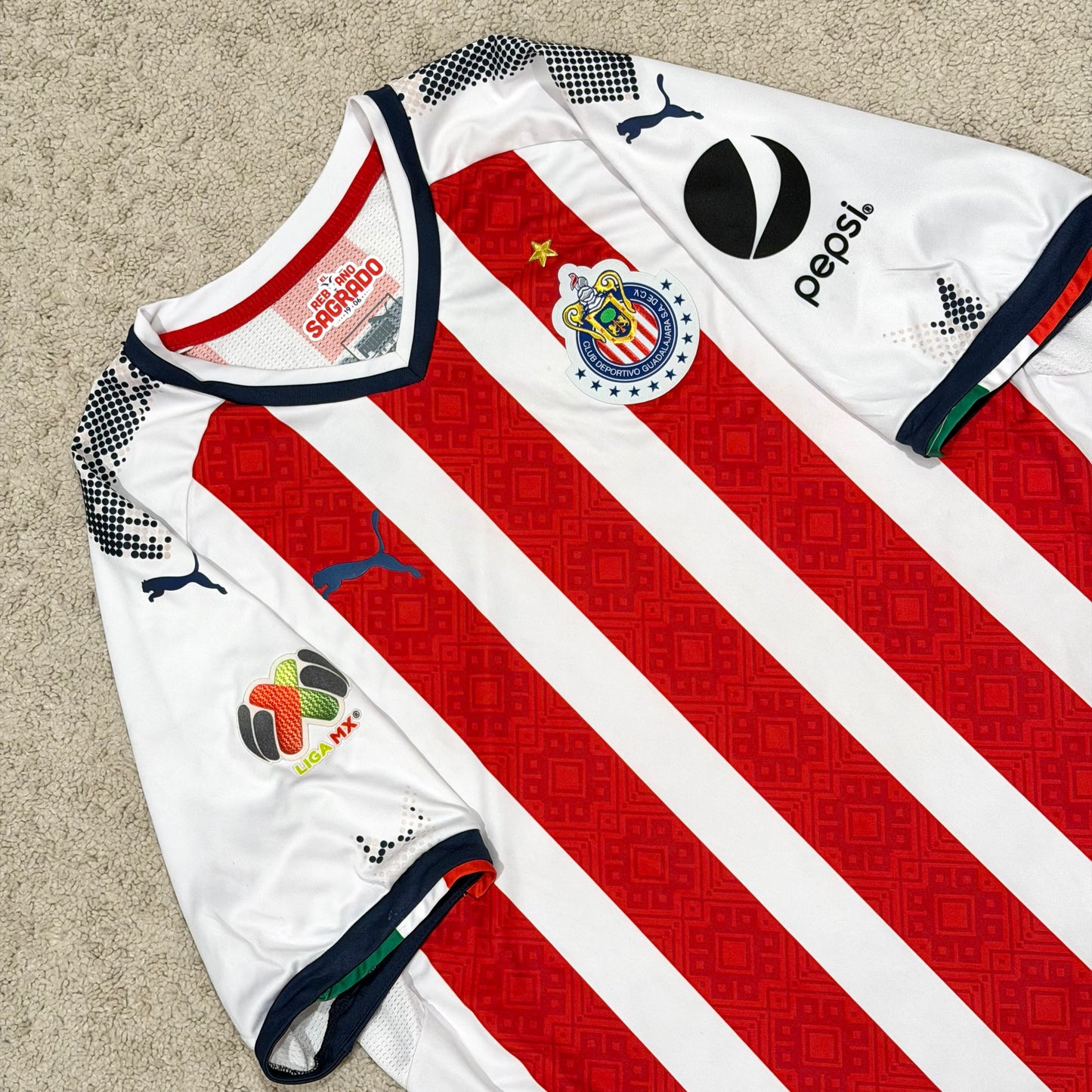 Chivas de Guadalajara 2017/18 home PLAYER VERSION (XL)