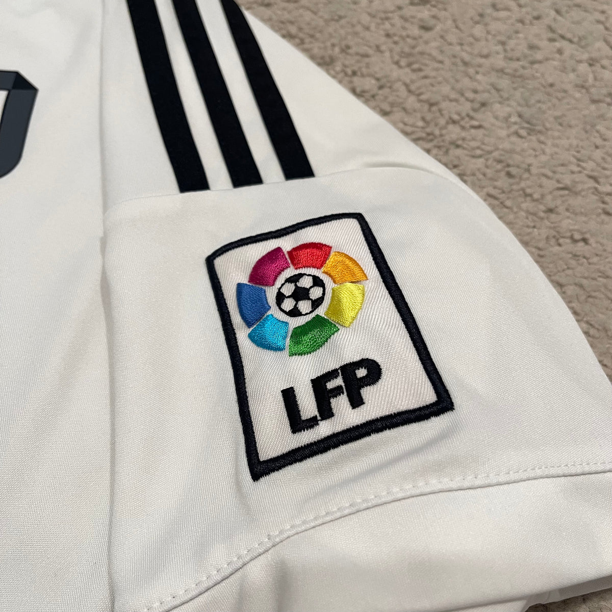 Real Madrid 2014/15 home x Chicharito Hernandez #14 (L)