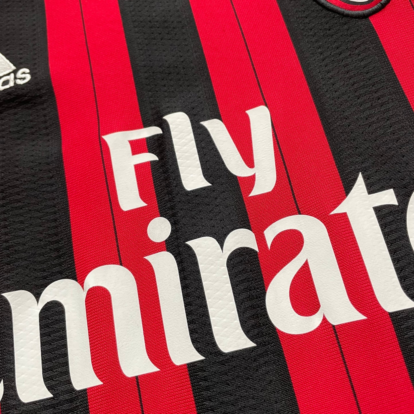 AC Milan 2013/14 home x Kaka' #22 (L) *has some tiny holes