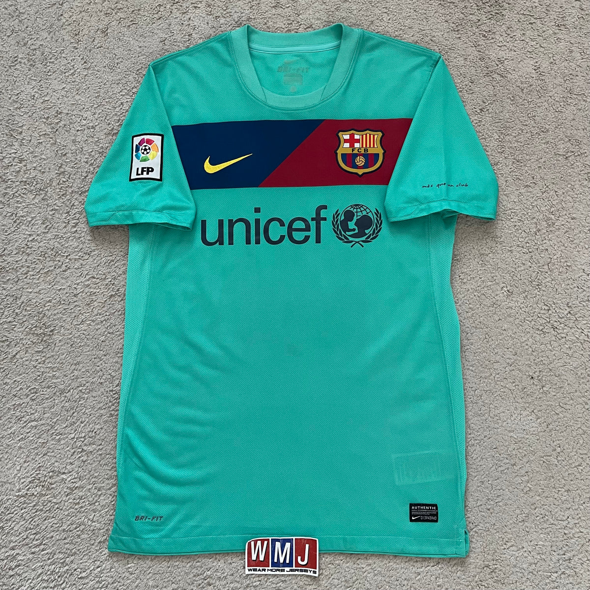 Barcelona 2010/11 away x Messi #10 (S)