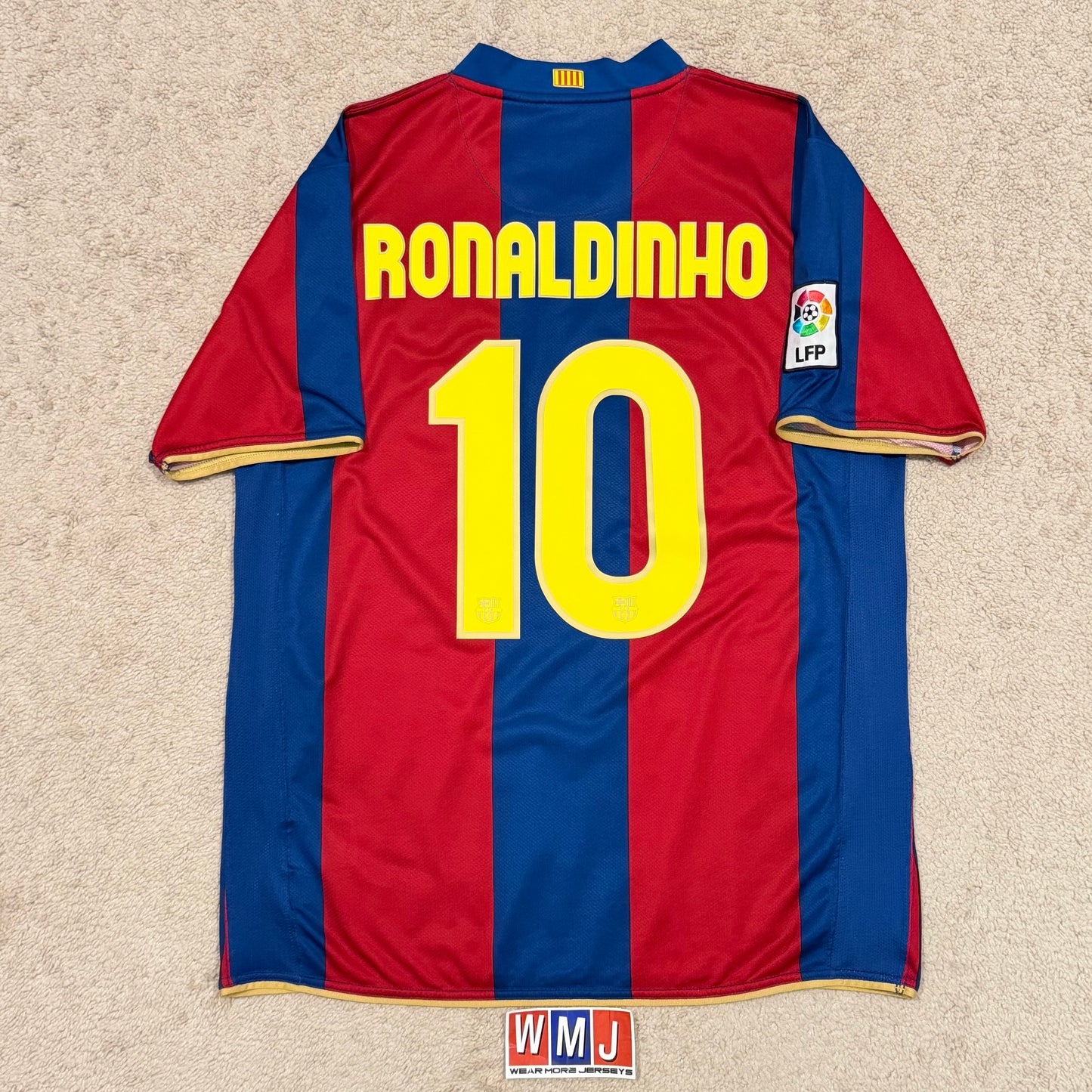 Barcelona 2007/08 home x Ronaldinho #10 (L)