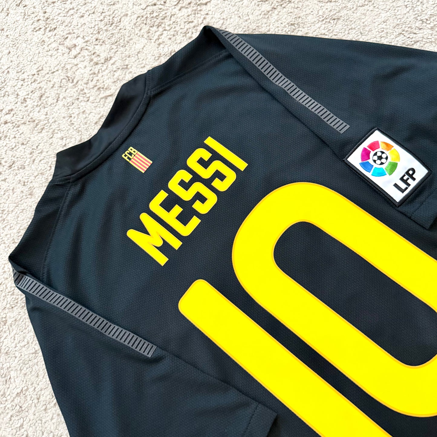 Barcelona 2011/12 away x Messi #10 (L)