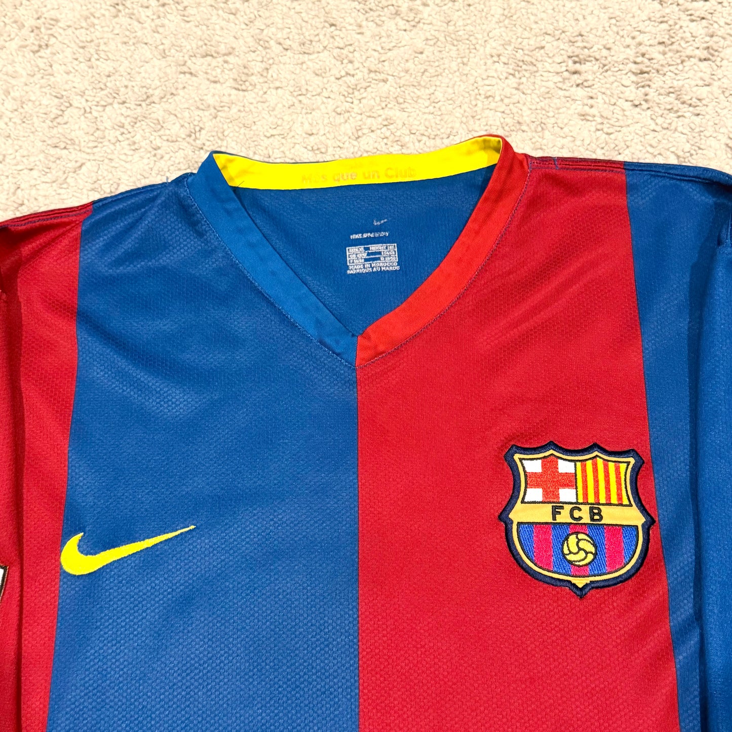 Barcelona 2006/07 home x Ronaldinho #10 (XL)