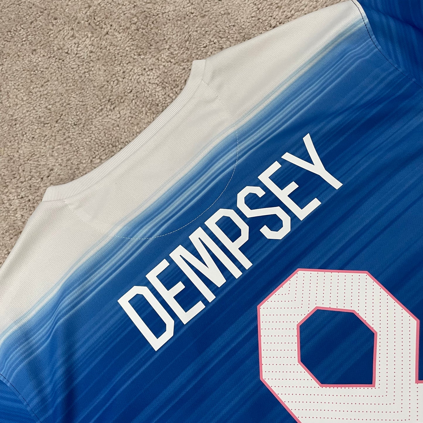 USA 2015/16 away x Clint Dempsey #8 (L)