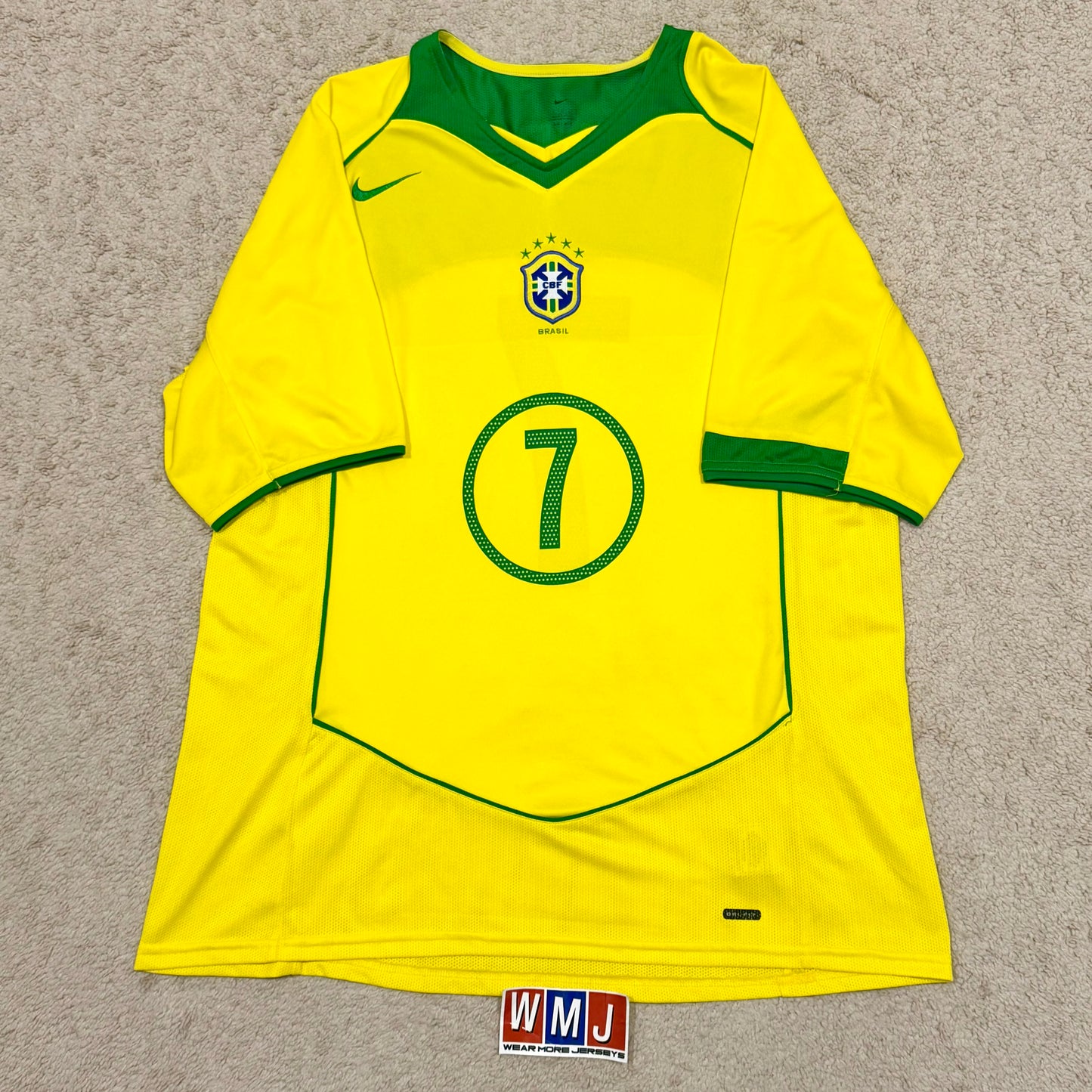 Brazil 2004/05 home x Ronaldinho #7 (XL)