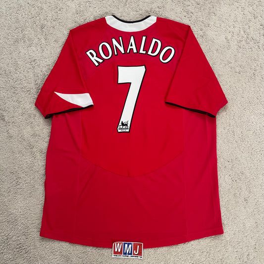 Manchester United 2004/2005/2006 home x Cristiano Ronaldo #7 (L)