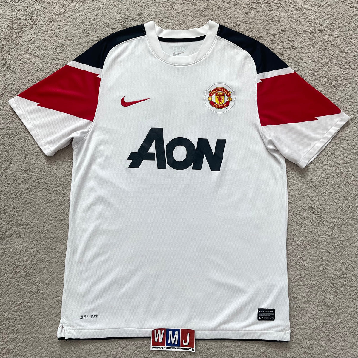 Manchester United 2010/11 away x Chicharito #14 (M)