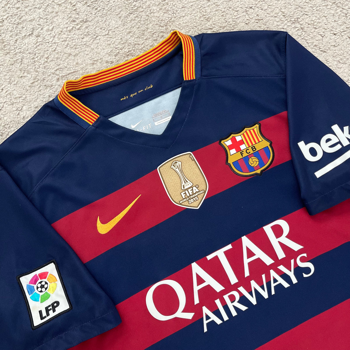 Barcelona 2015/16 home x Neymar Jr #11 (L)
