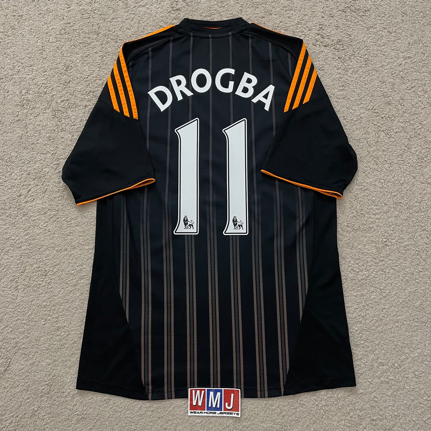 Chelsea 2010/11 away x Didier Drogba #11 (M)