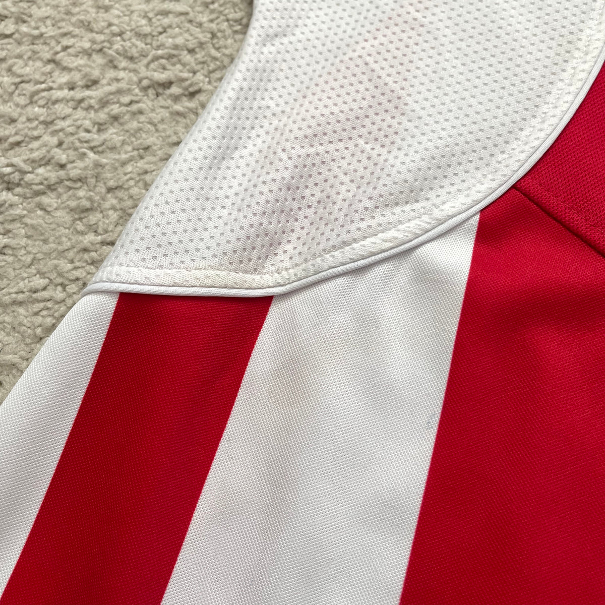 Chivas de Guadalajara 2007/08 home LONG SLEEVES x Chicharito Hernandez #25 (M)