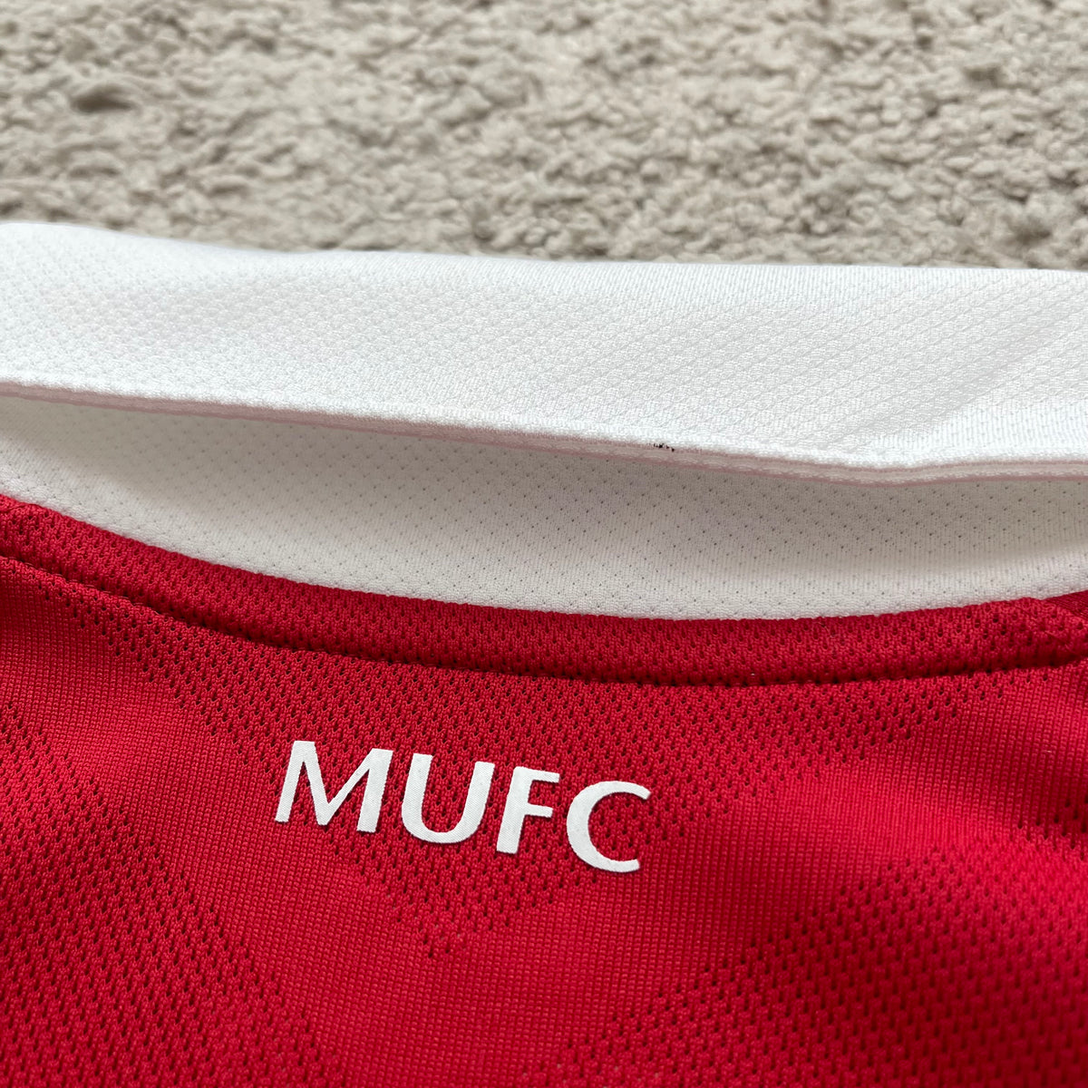 Manchester United 2010/11 home x Chicharito Hernandez #14 (L)