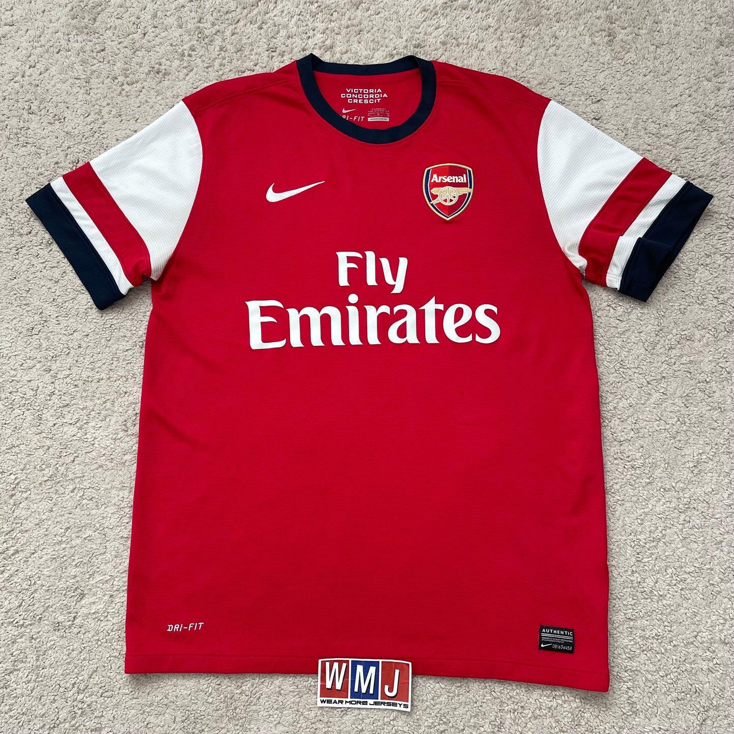 Arsenal 2013/14 home x Mesut Özil #11 (M)