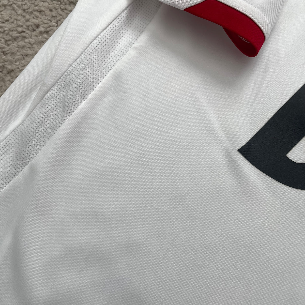 AC Milan 2009/10 away x Ronaldinho #80 (XL)