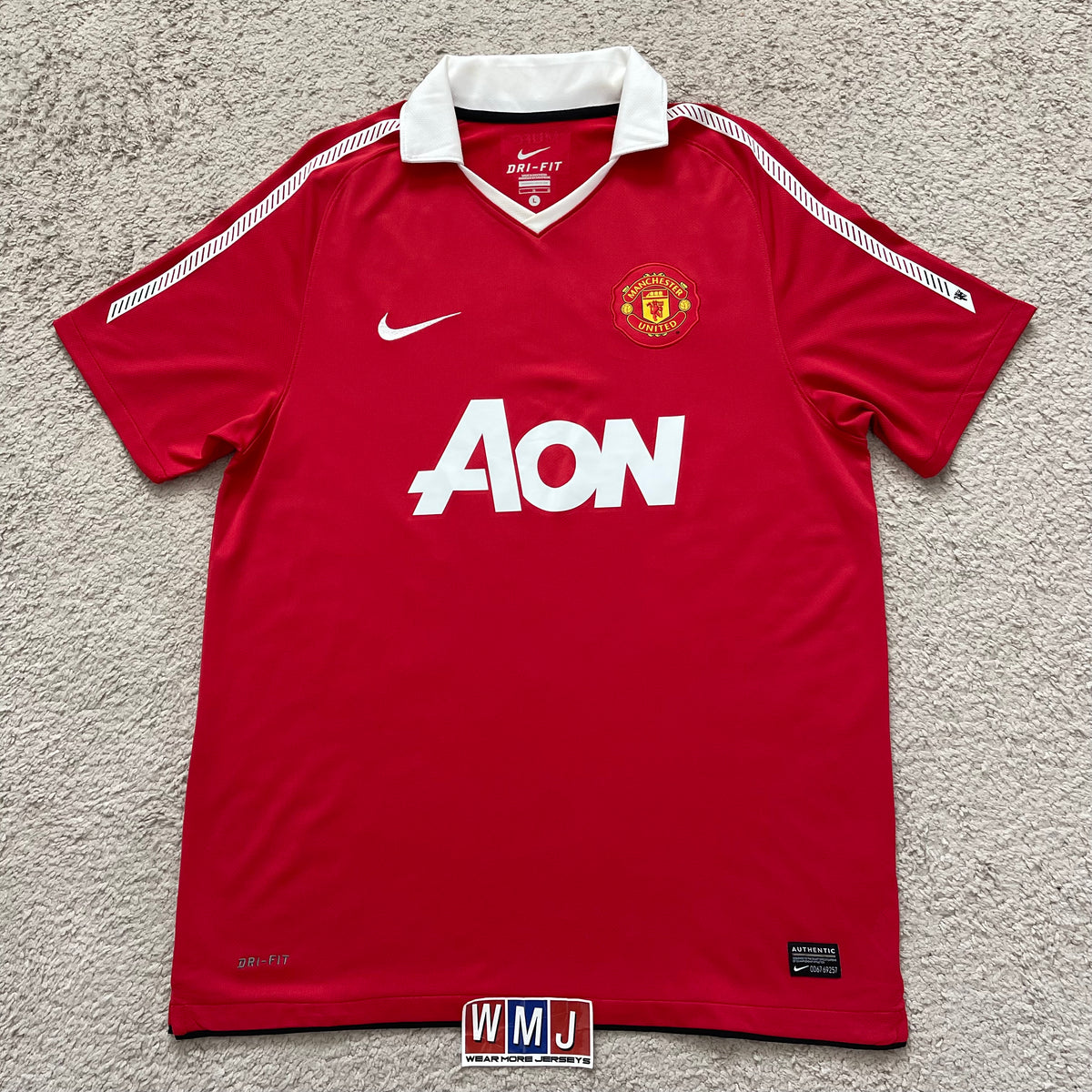 Manchester United 2010/11 home x Chicharito Hernandez #14 (L)