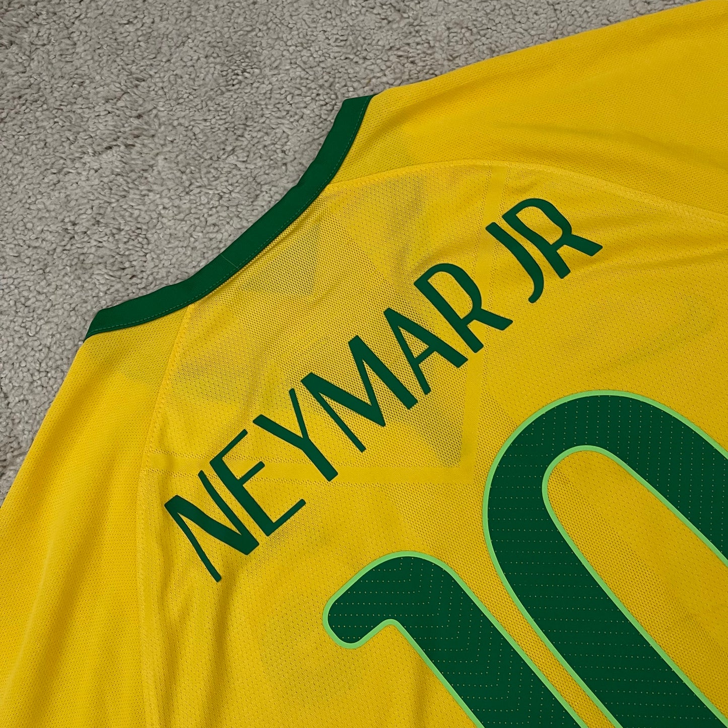 Brazil 2014 World Cup home PLAYER VERSION x Neymar Jr #10 (XXL)