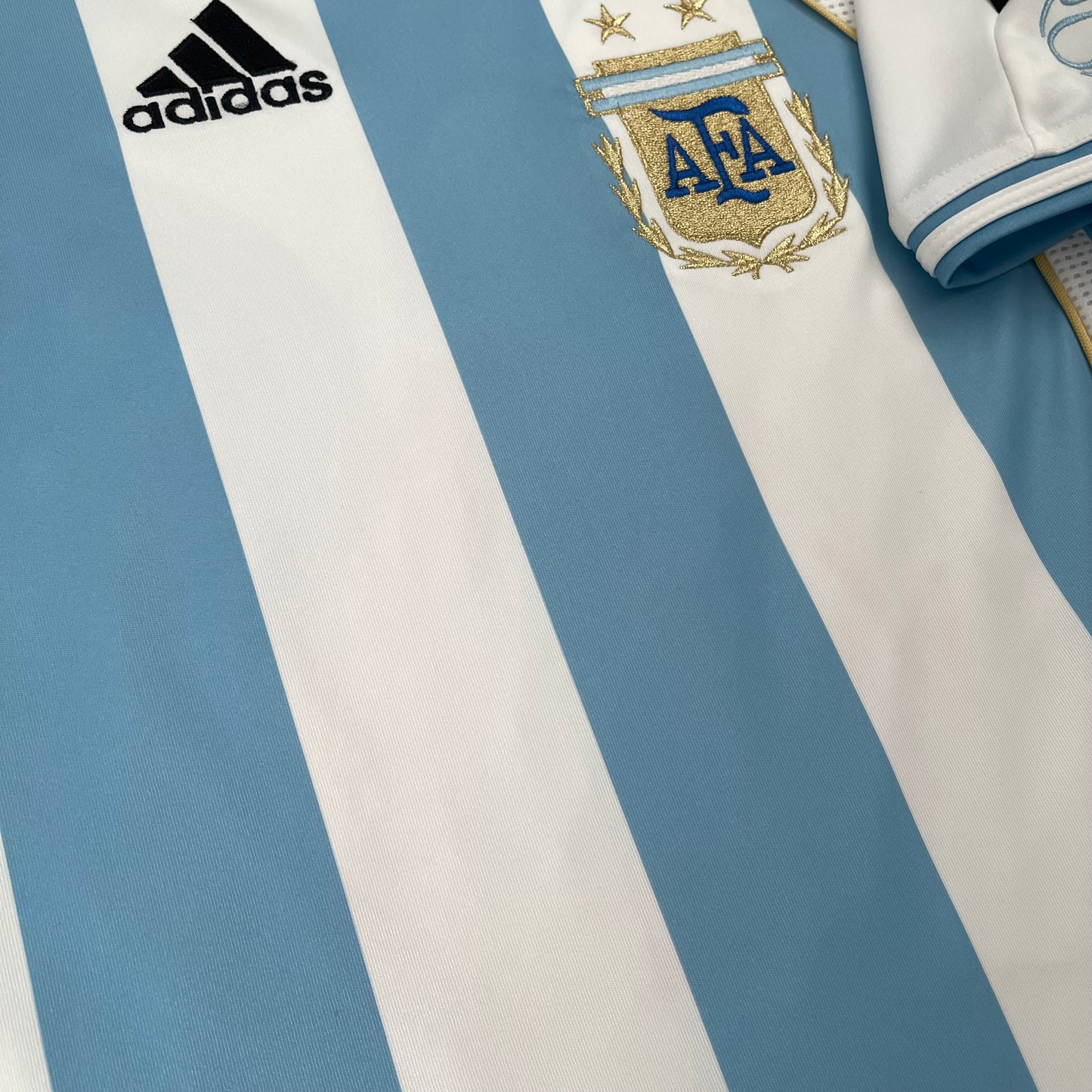 Argentina 2006 World Cup home x Messi #19 (M)