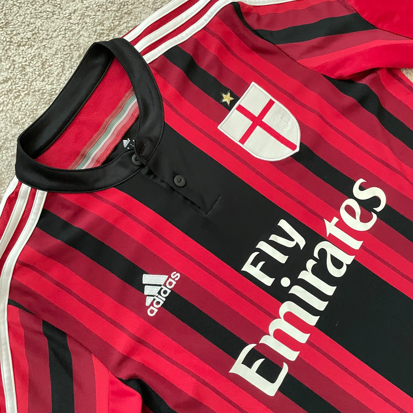 AC Milan 2014/15 home x Ricardo Kaká #22 (L)