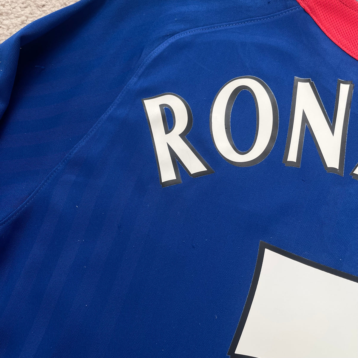 Manchester United 2005/06 away LONG SLEEVES x Cristiano Ronaldo #7 (M) *has some flaws
