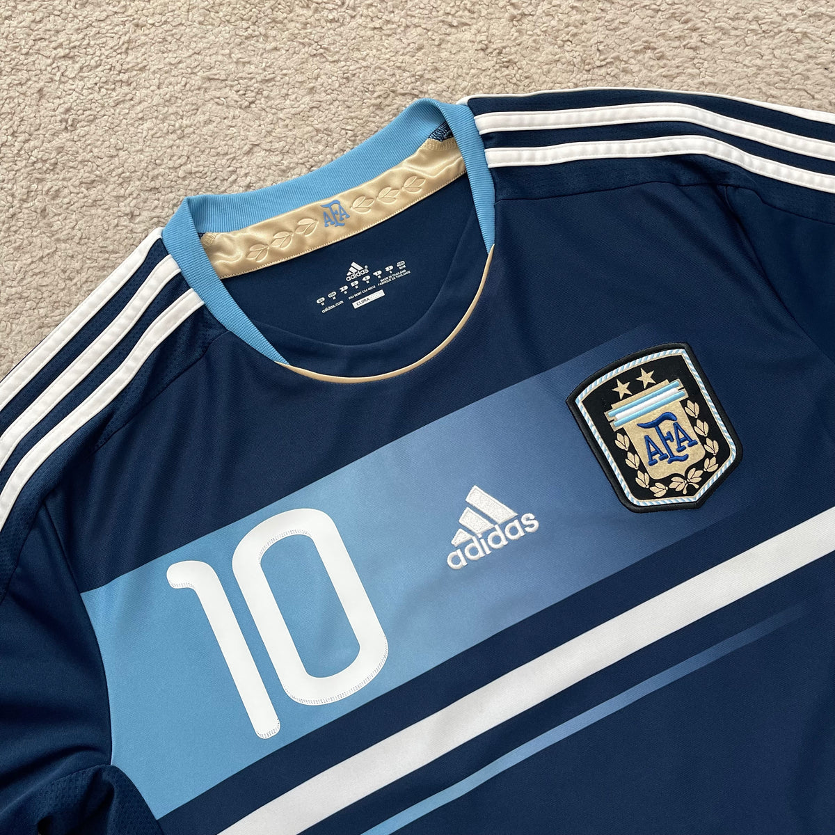 Argentina 2011 Copa America away x Messi #10 (M)