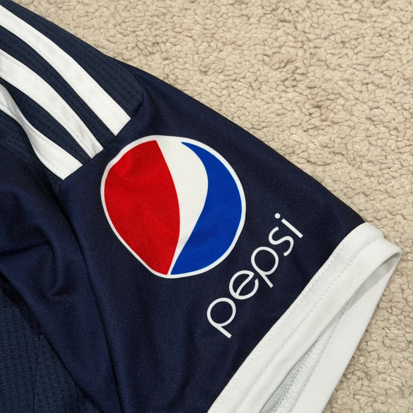 Chivas de Guadalajara 2011/12 away (M)