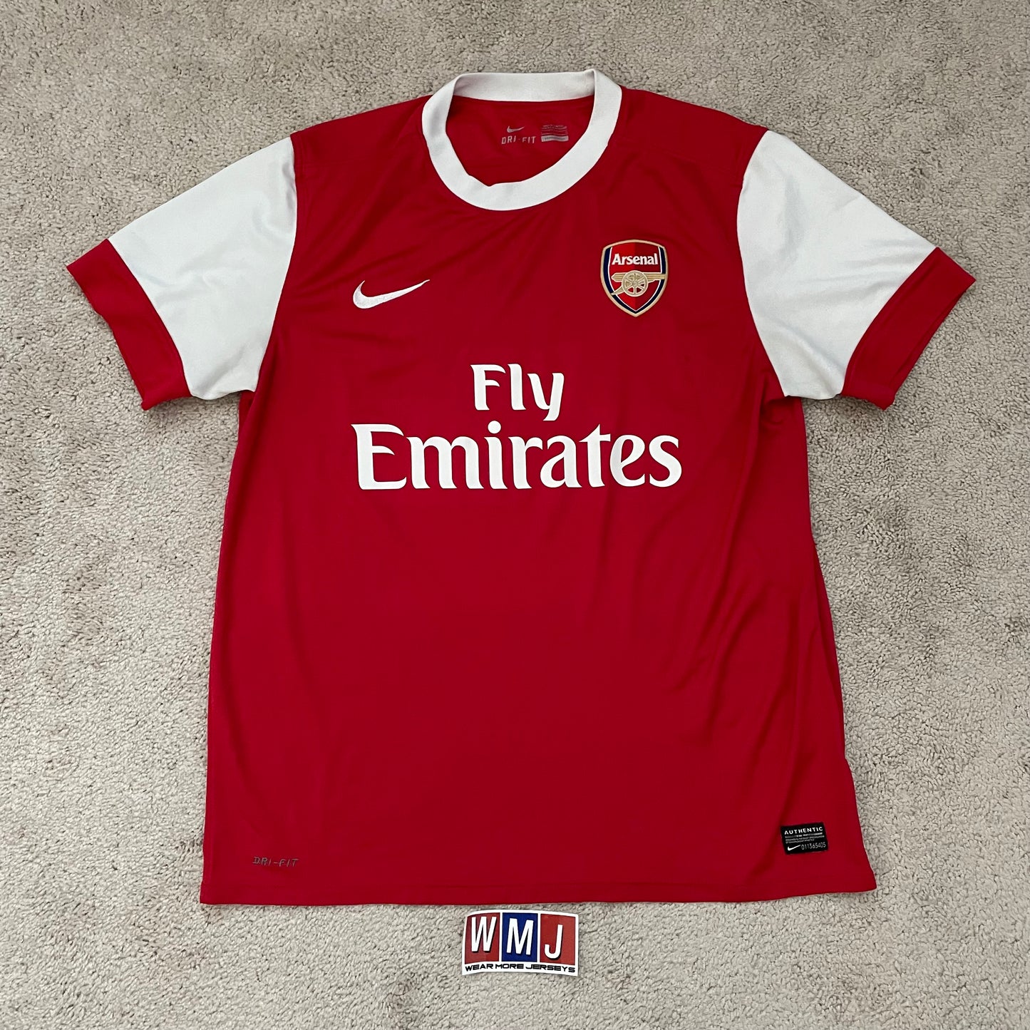 Arsenal 2010/11 home x Carlos Vela #11 (L)