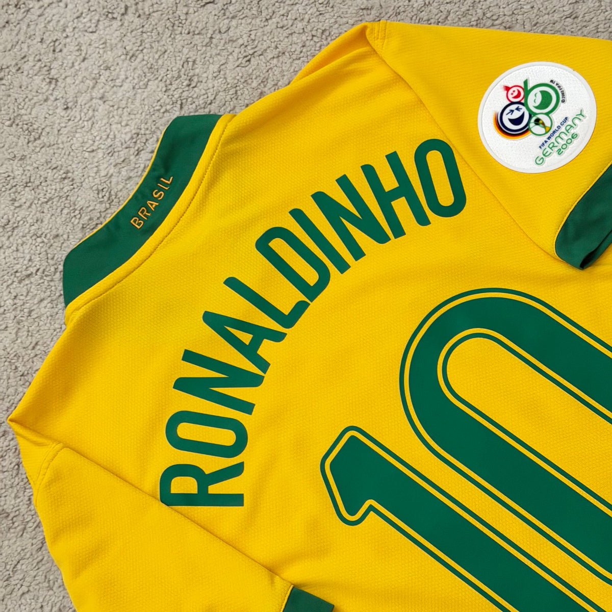 Brazil 2006 World Cup home x Ronaldinho #10 (M)