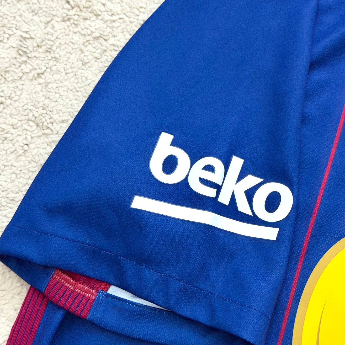 Barcelona 2017/18 home x Andres Iniesta INFINITO SPECIAL EDITION (XL)