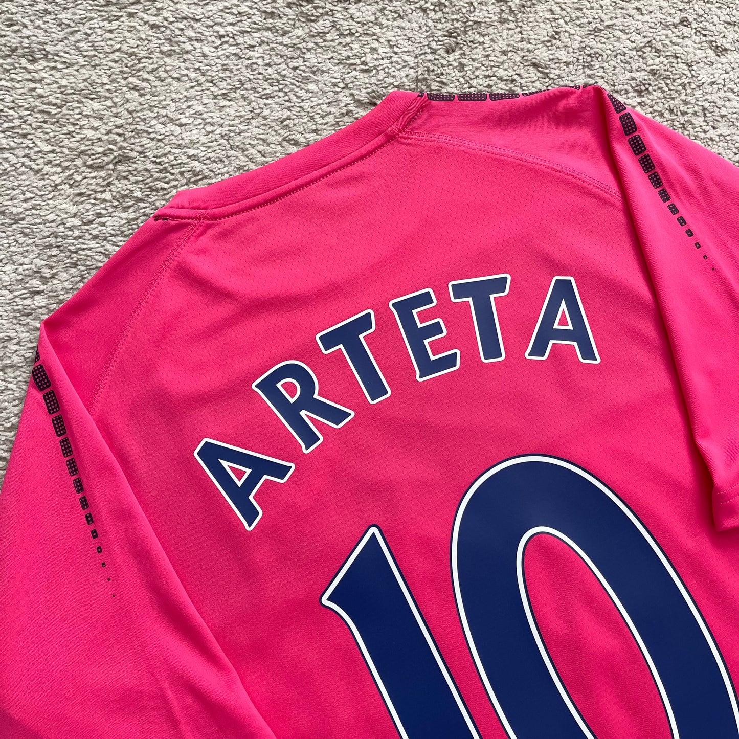 Everton 2010/11 away x Mikel Arteta #10 (L)