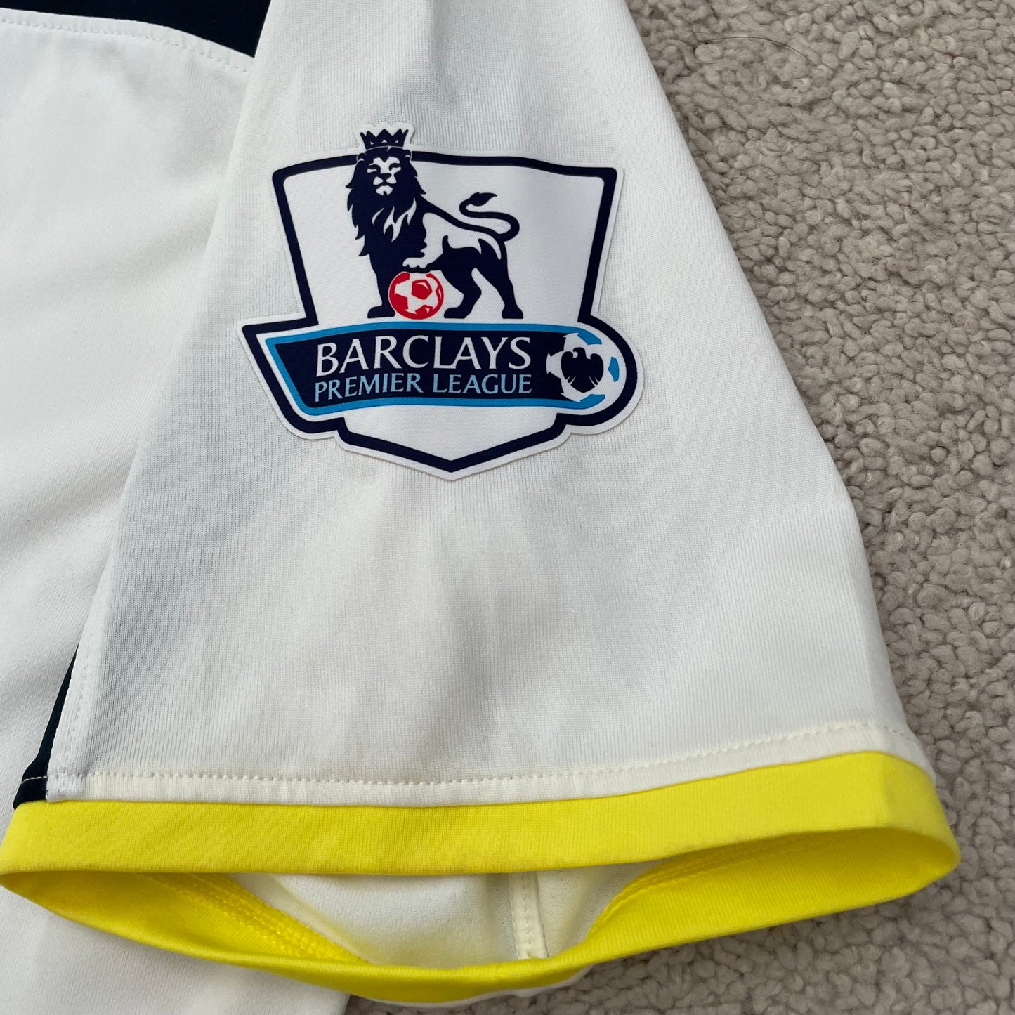 Tottenham Hotspur 2014/15 home x Harry Kane #18 (M)