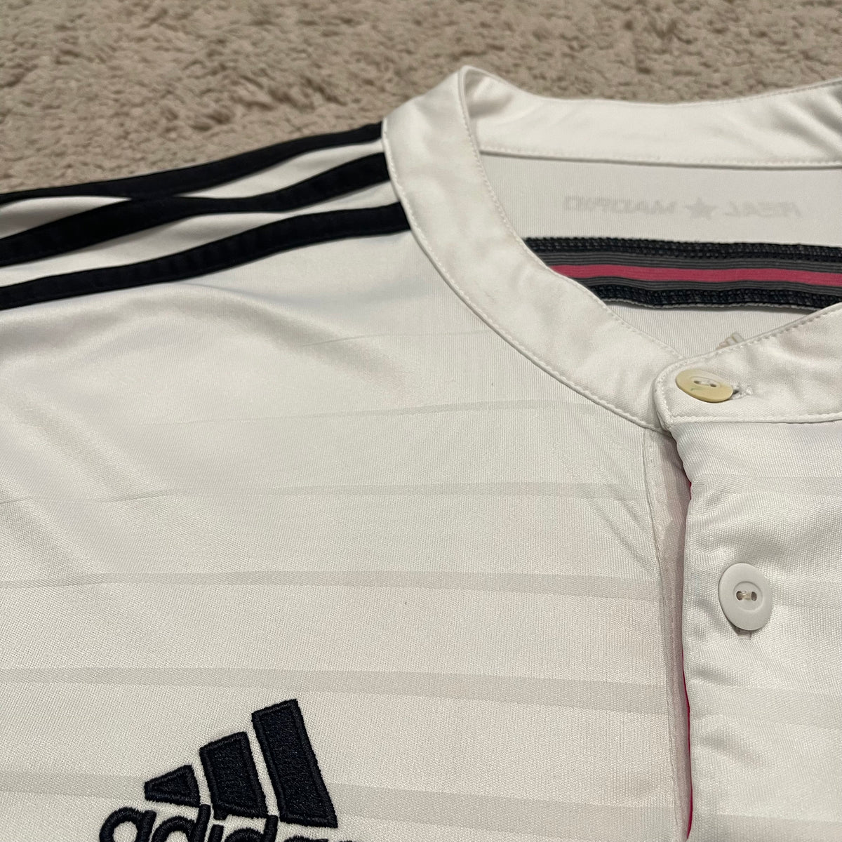 Real Madrid 2014/15 home x Chicharito Hernandez #14 (L)