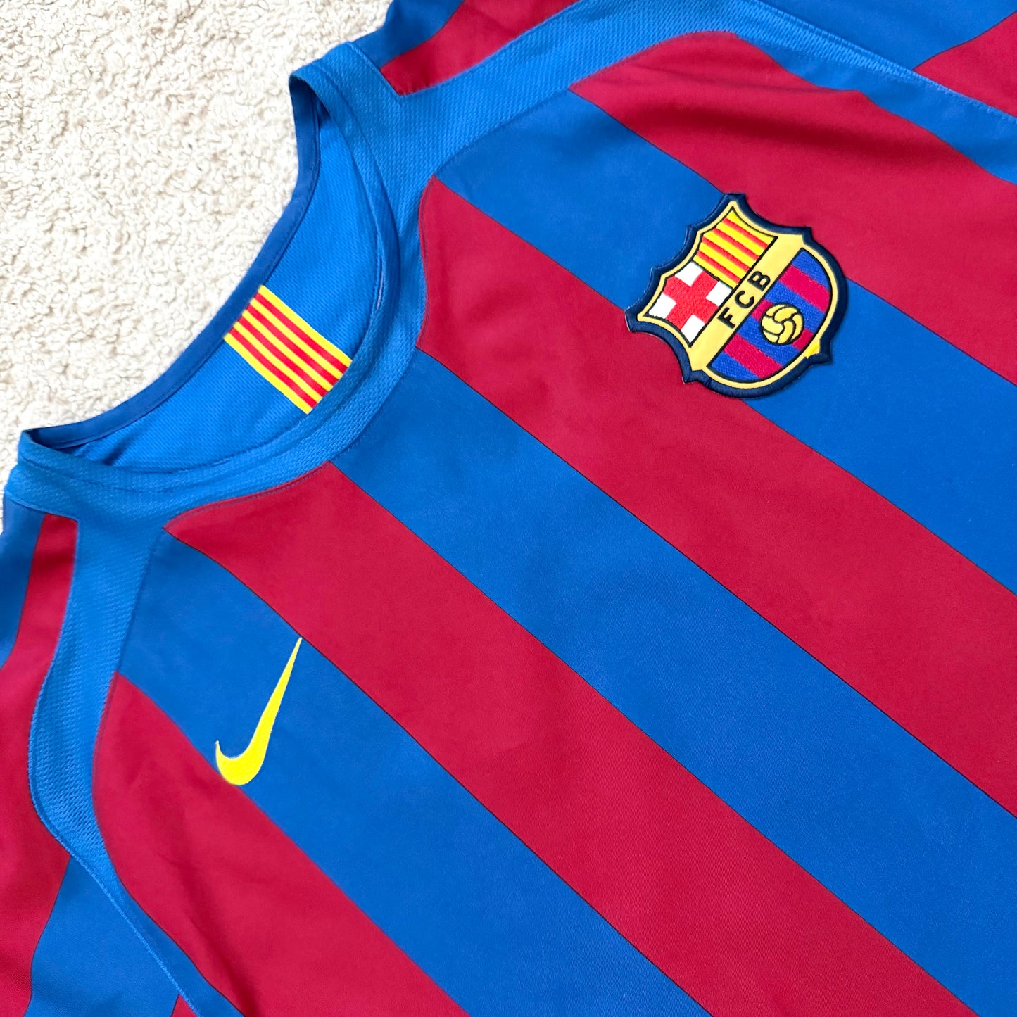 Barcelona 2005/06 home LONG SLEEVES x Rafa Marquez #4 (L)