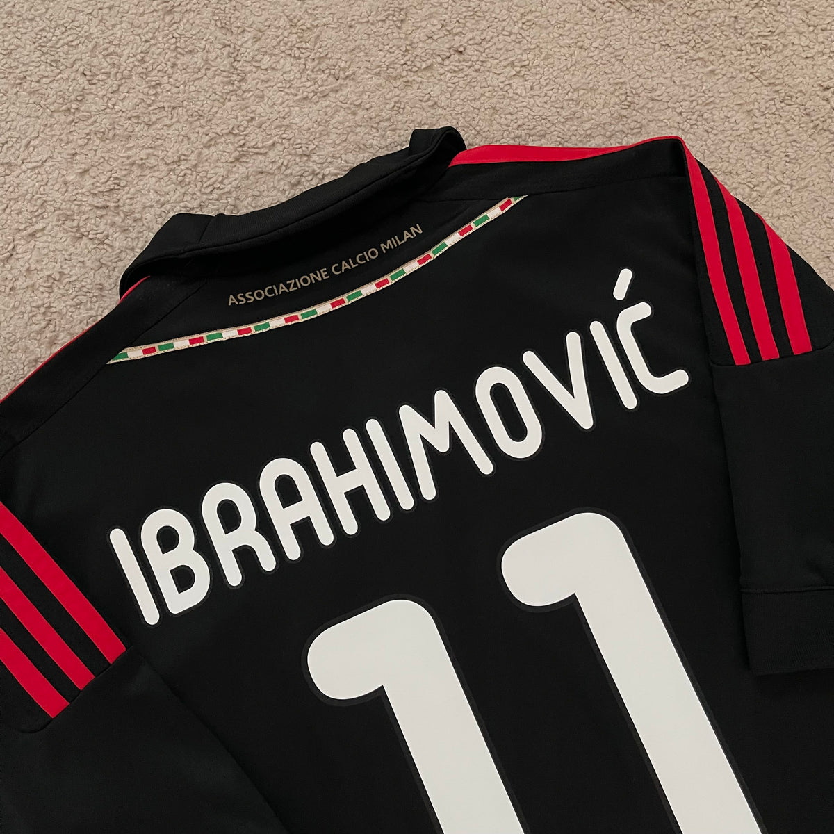 AC Milan 2011/12 third x Zlatan Ibrahimovic #11 (M)