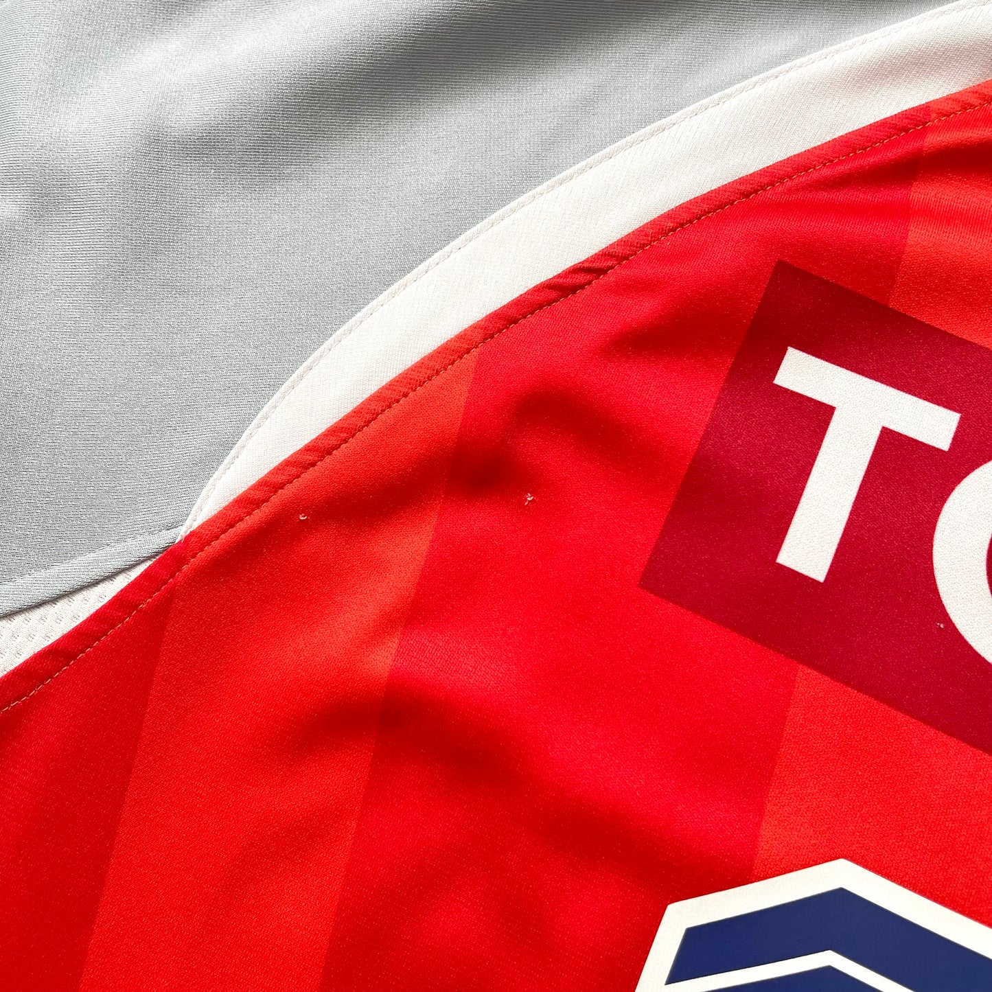Chivas de Guadalajara 2009/10 away x Chicharito Hernandez #14 (L)