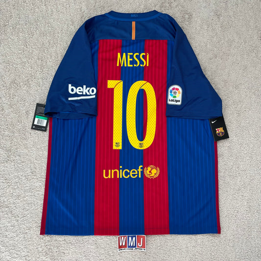 Barcelona 2016/17 home x Messi #10 (XL) *BRAND NEW WITH TAGS