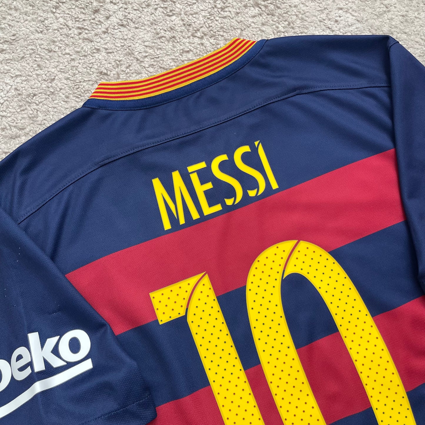 Barcelona 2015/16 home x Messi #10 (M)