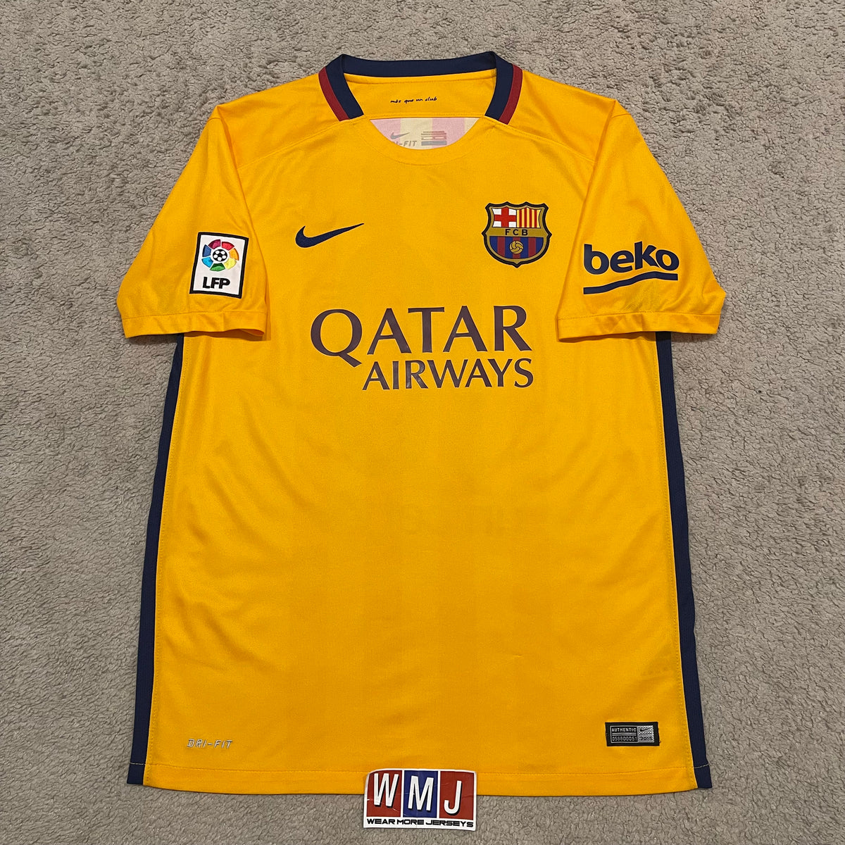 Barcelona 2015/16 away x Messi #10 (M)