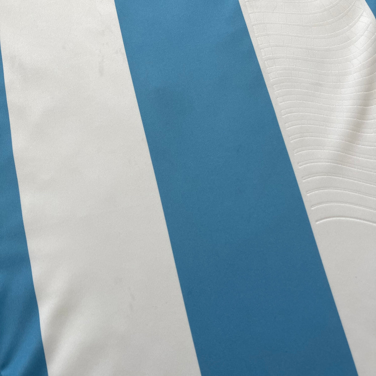 Argentina 2011 Copa America home x Messi #10 (M)