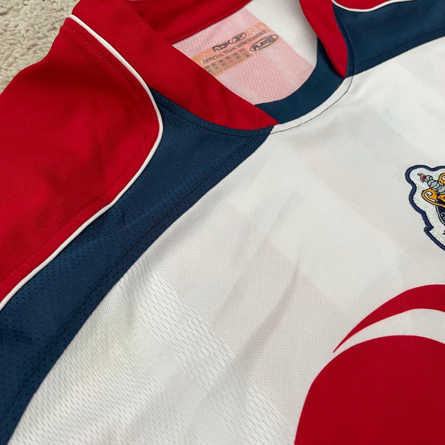 Chivas de Guadalajara 2006/07 home x Chicharito Hernandez #45 (M) *Reebok sponsor faded off