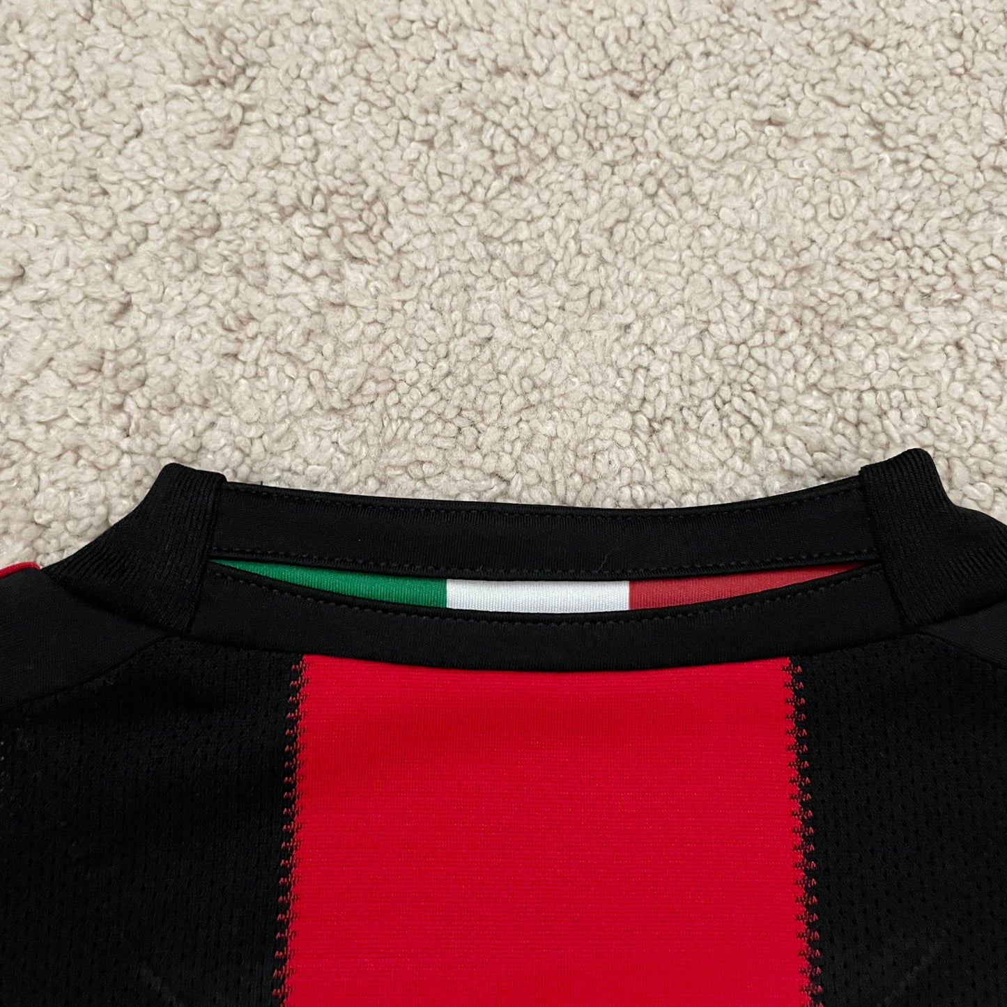 AC Milan 2010/11 home x Ronaldinho #80 (M)