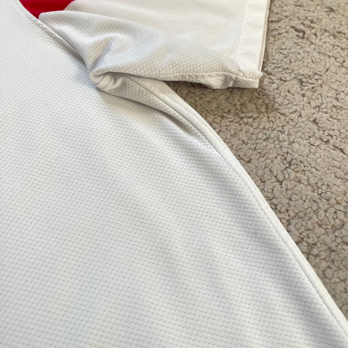 Manchester United 2010/11 away x Chicharito Hernandez #14 (L)