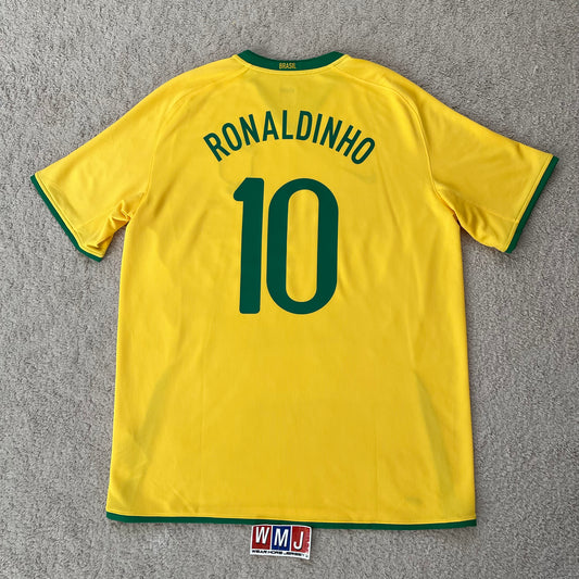 Brazil 2008/2009/2010 home x Ronaldinho #10 (XL)