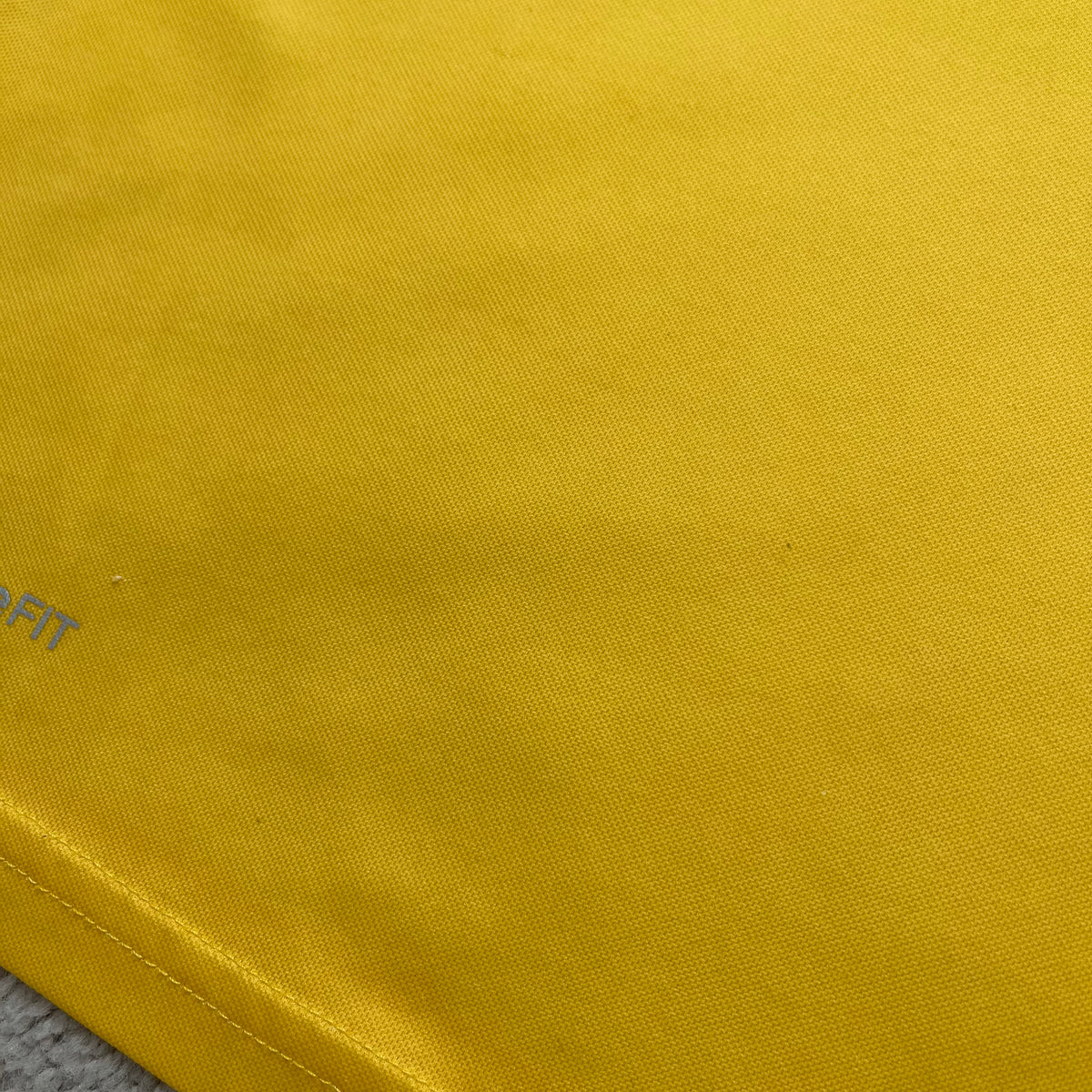 Club America 2009/10 home x Salvador Cabañas #10 (L)