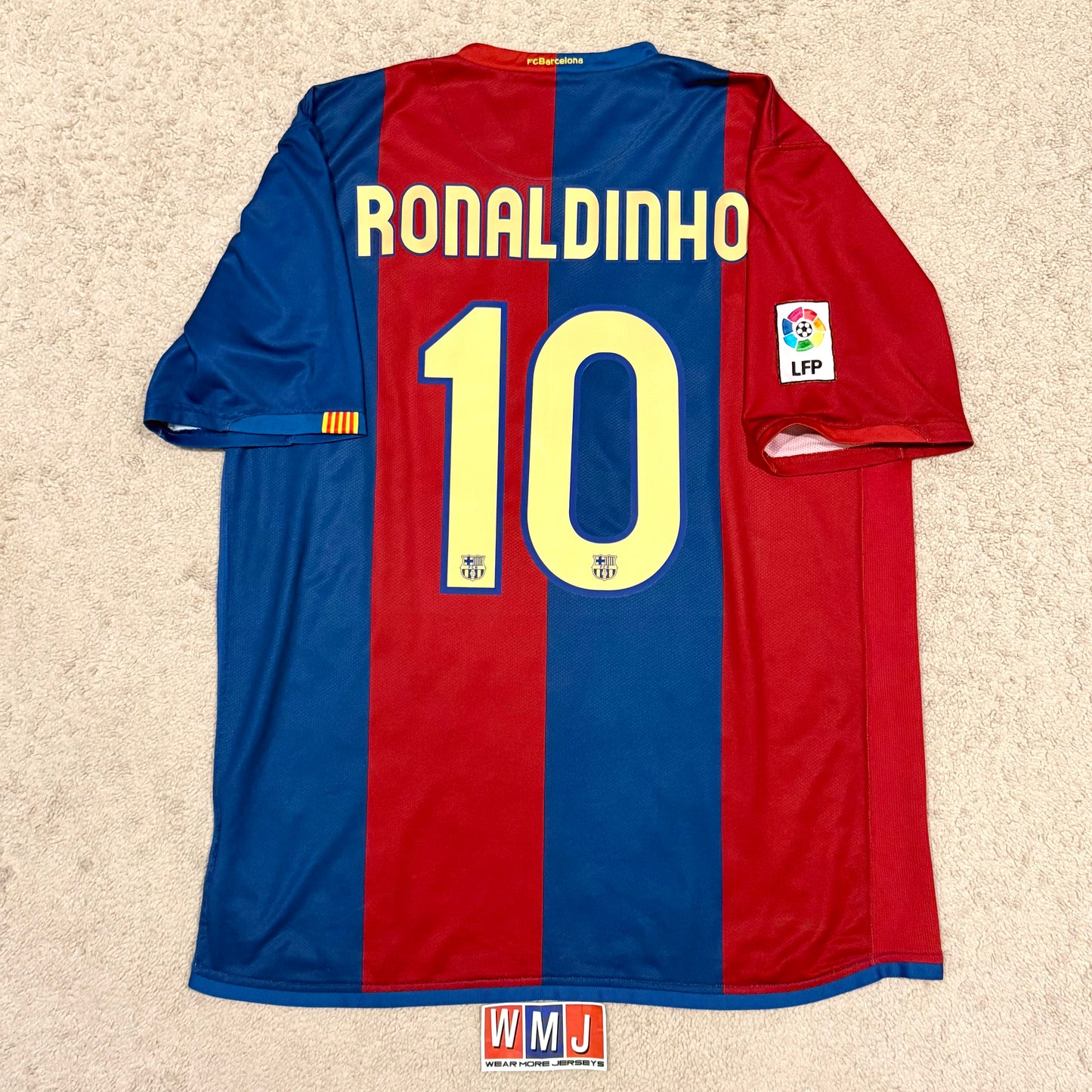 Barcelona 2006/07 home x Ronaldinho #10 (XL)