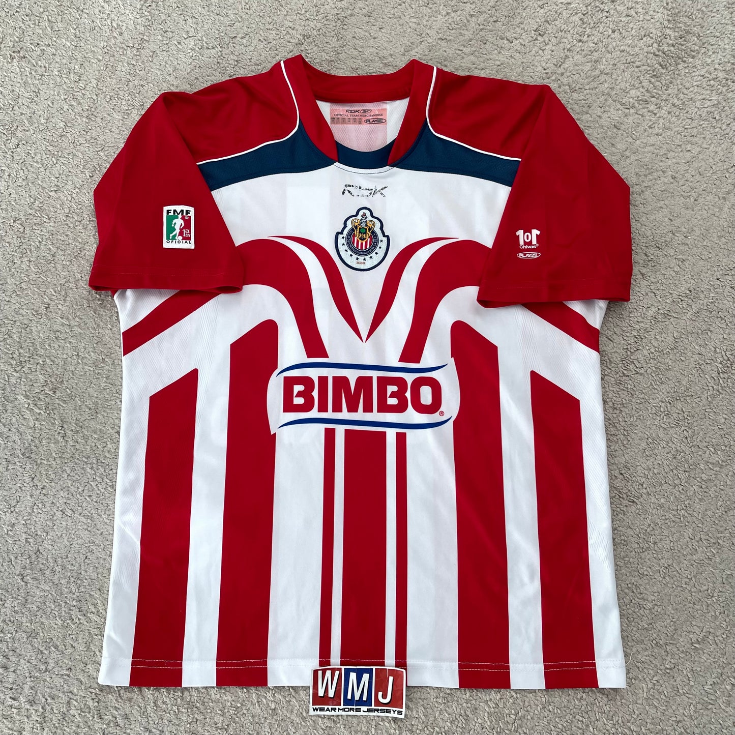 Chivas de Guadalajara 2006/07 home x Chicharito Hernandez #45 (S,runs BIG. Fits like a size M)