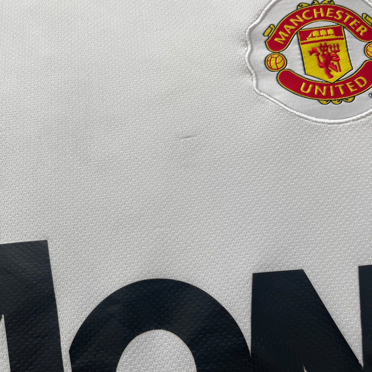 Manchester United 2010/11 away x Chicharito #14 (M)