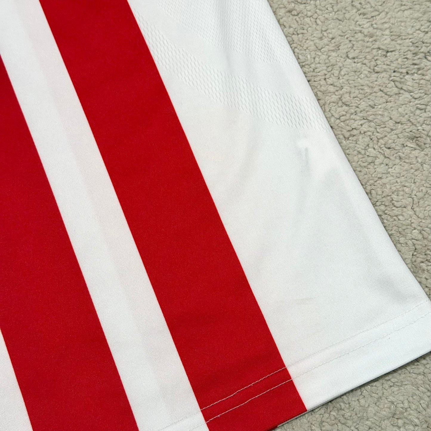 Chivas de Guadalajara 2006/07 home x Chicharito Hernandez #45 (XXL)