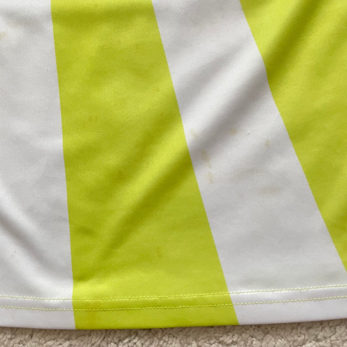 Chivas de Guadalajara 2008/09 away x Chicharito Hernandez #14 (L)