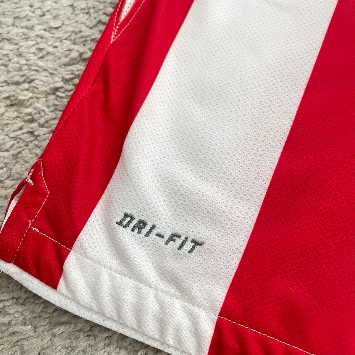 Atletico Madrid 2010/11 home x Sergio 'Kun' Agüero #10 (M)